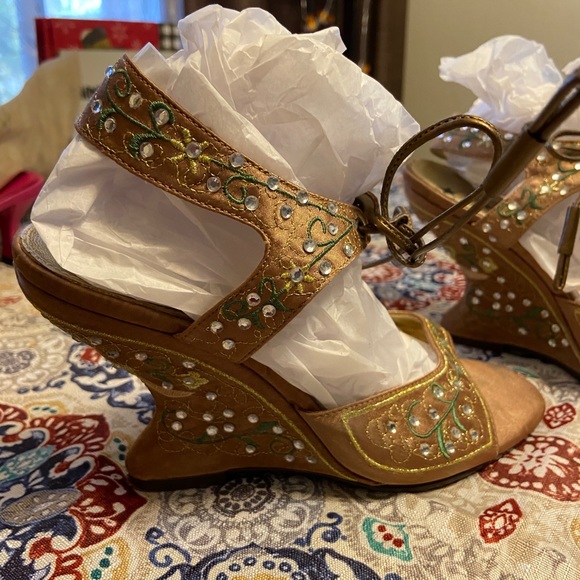 naughty monkey Shoes - Naughty Monkey Shoes, gold size 6